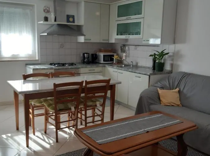 Apartman Ana *
